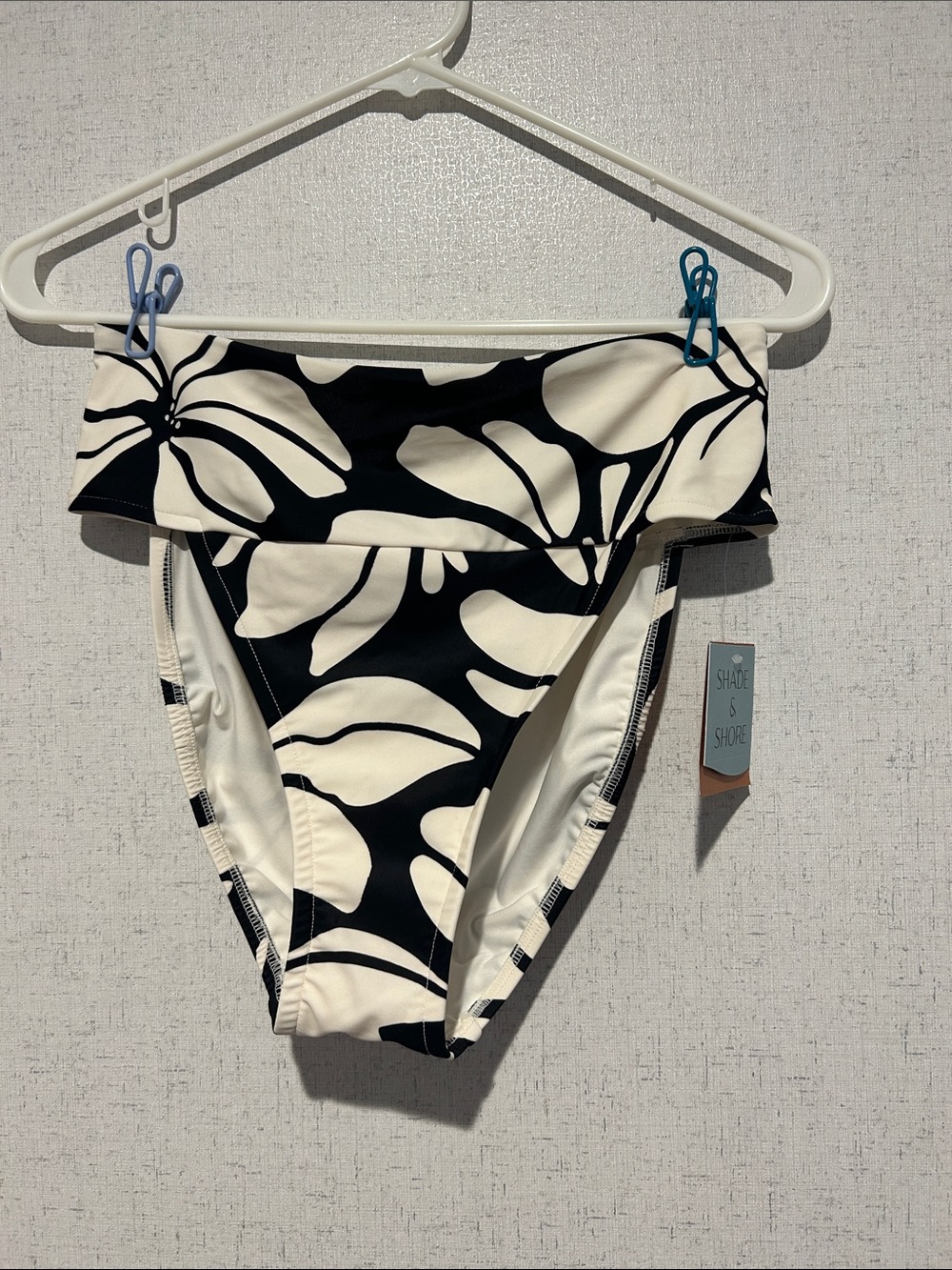 Shade & Shore Black & White Floral Fold-Over Bikini Bottoms